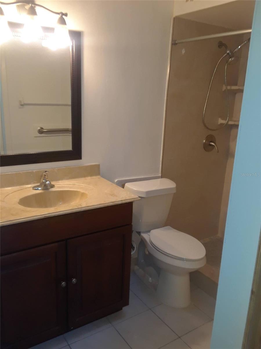 Image 13 of 20 For 1303 Candlewyck Drive