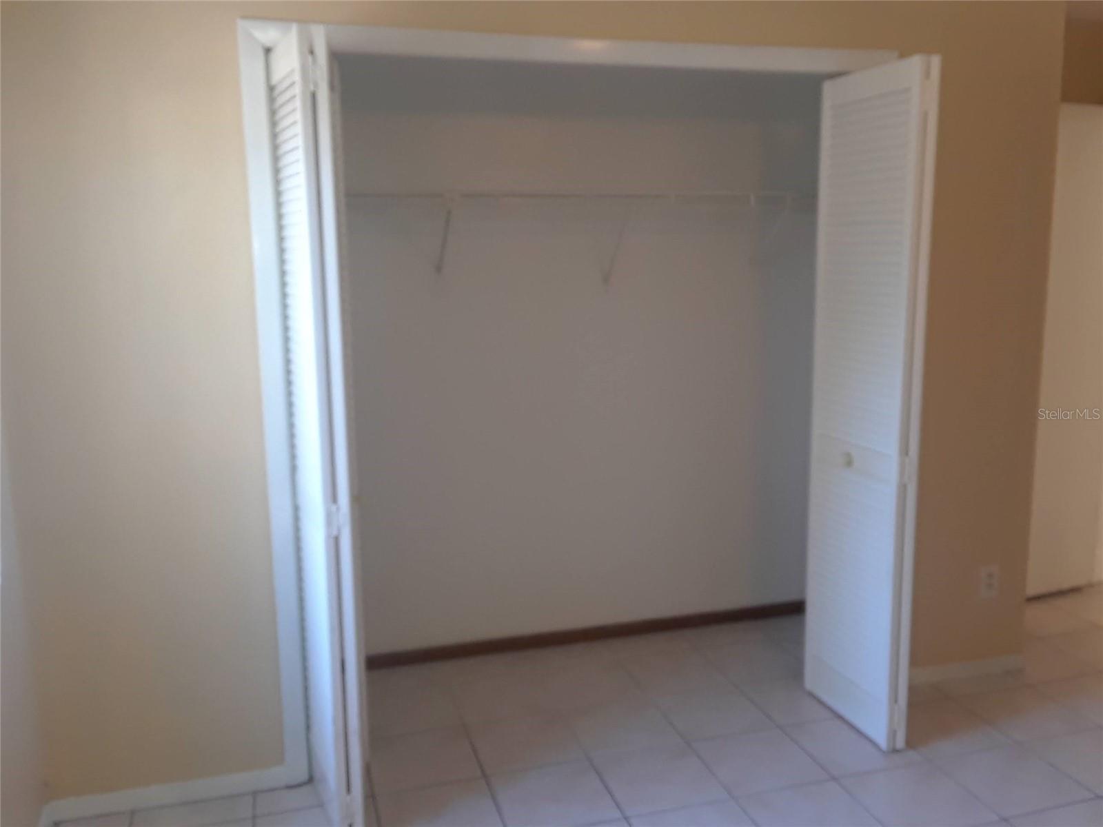 Image 17 of 20 For 1303 Candlewyck Drive