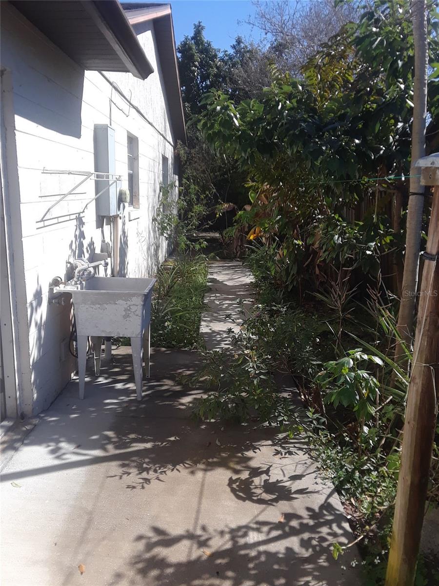 Image 20 of 20 For 1303 Candlewyck Drive