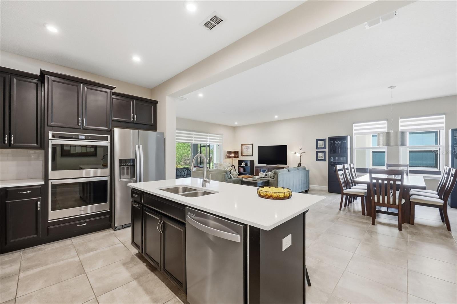 Image 11 of 88 For 2452 Varenna Loop