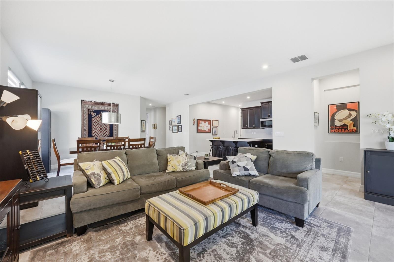 Image 14 of 88 For 2452 Varenna Loop