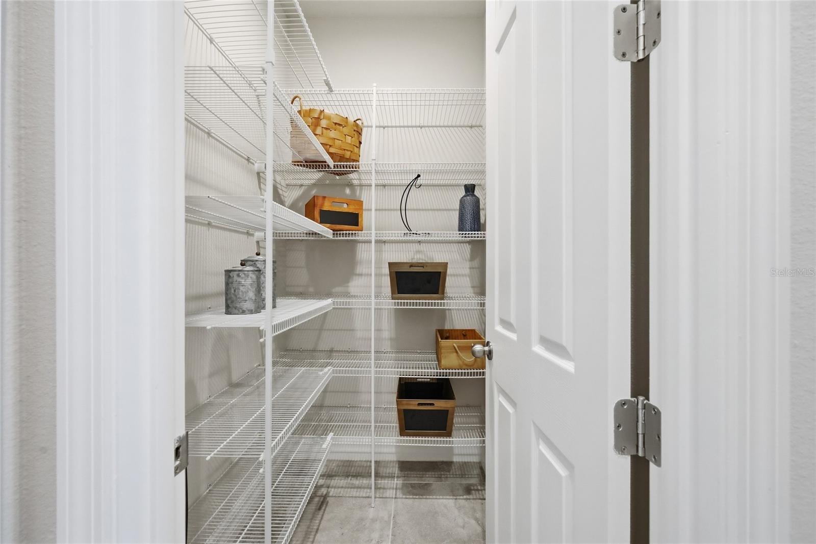 Image 20 of 88 For 2452 Varenna Loop