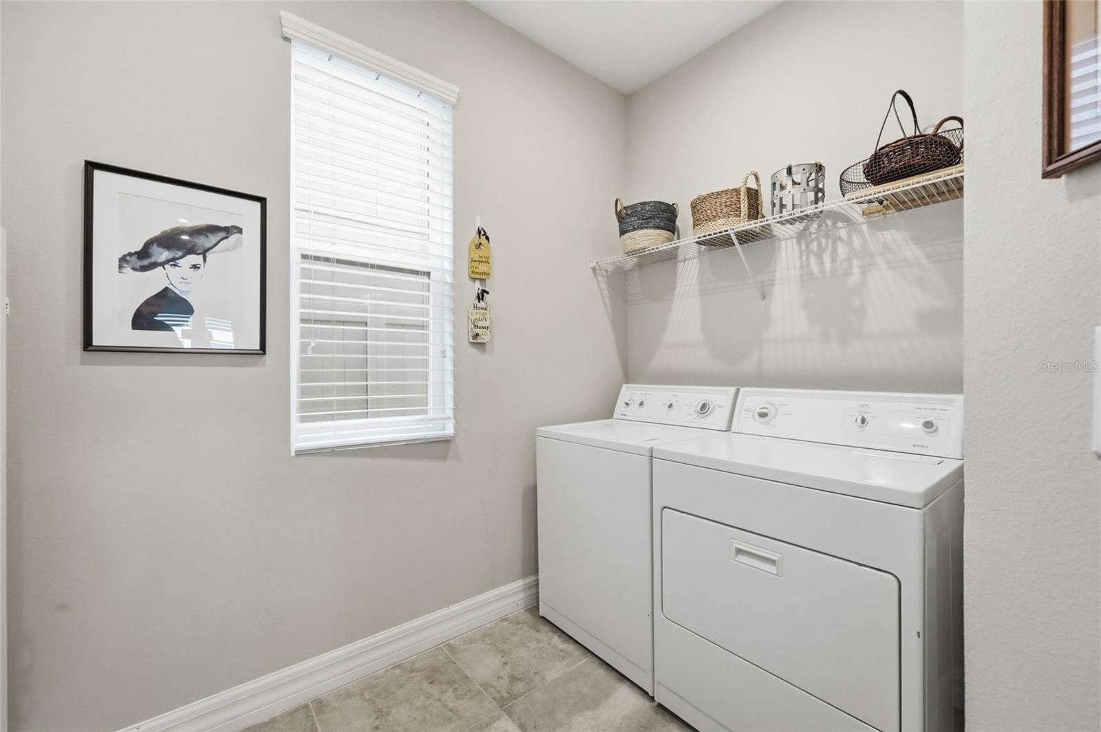 Image 33 of 88 For 2452 Varenna Loop