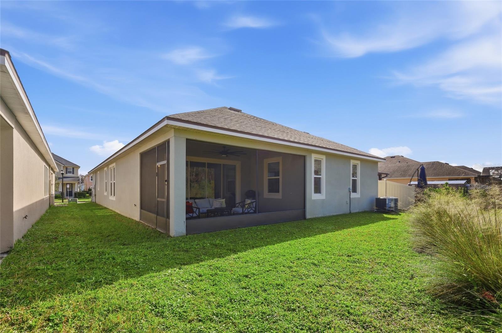 Image 40 of 88 For 2452 Varenna Loop