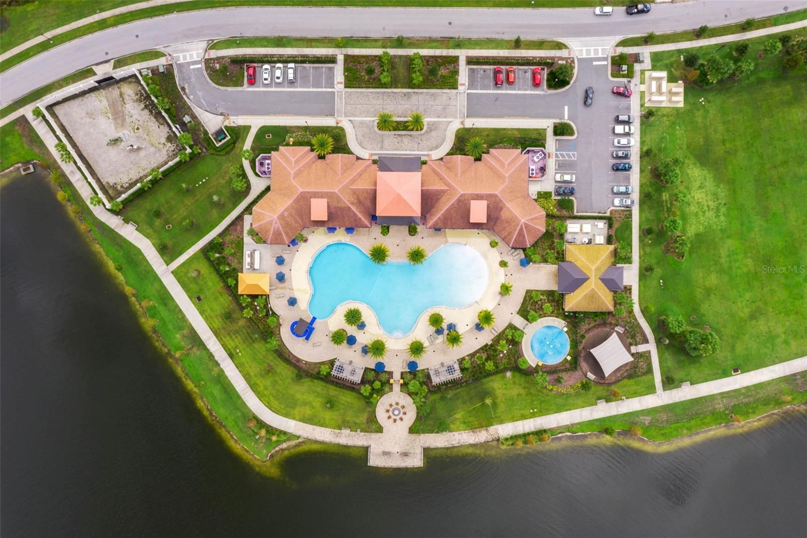 Image 50 of 88 For 2452 Varenna Loop