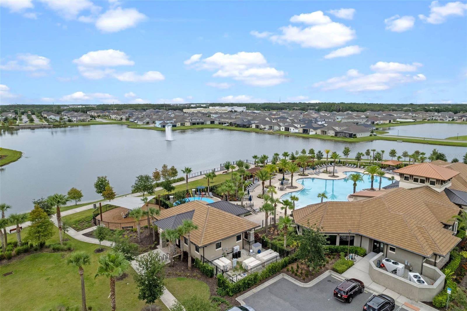 Image 76 of 88 For 2452 Varenna Loop