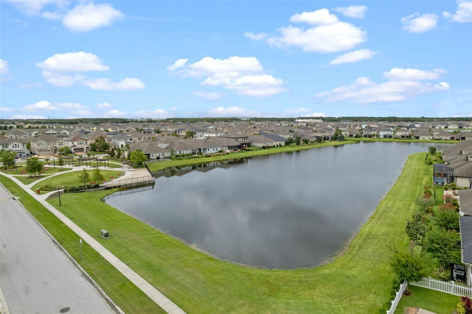 Image 80 of 88 For 2452 Varenna Loop