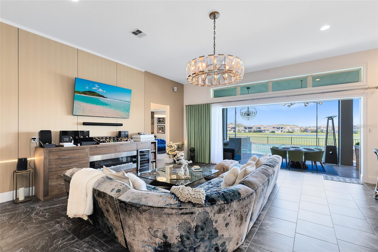 Image 19 of 52 For 13319 Alderley Drive