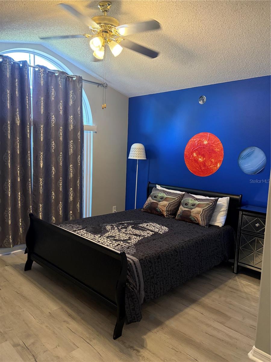 Image 11 of 35 For 8067 Roaring Creek Court