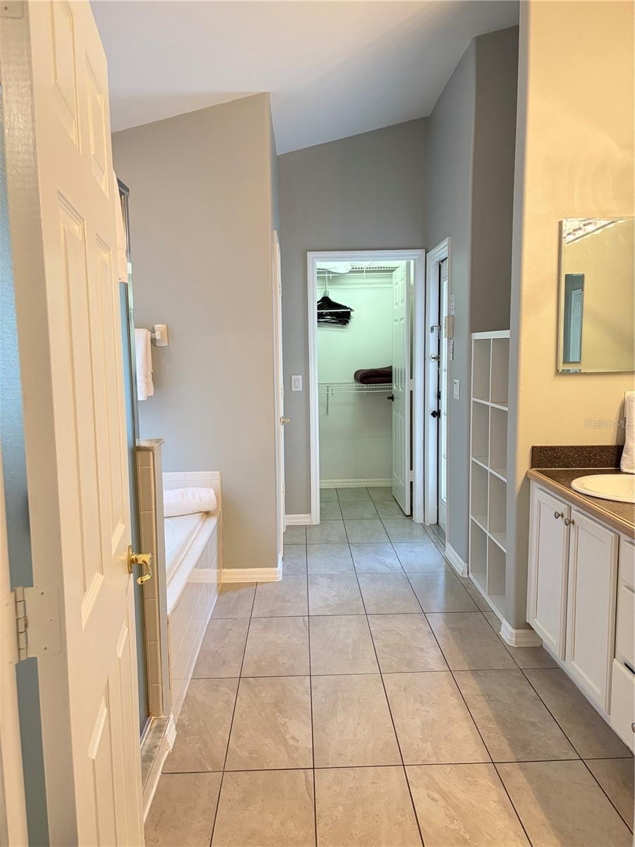 Image 16 of 35 For 8067 Roaring Creek Court