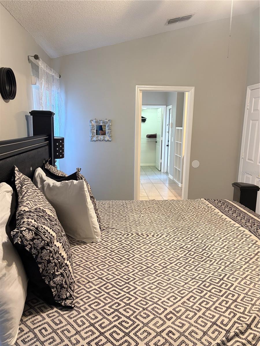 Image 17 of 35 For 8067 Roaring Creek Court