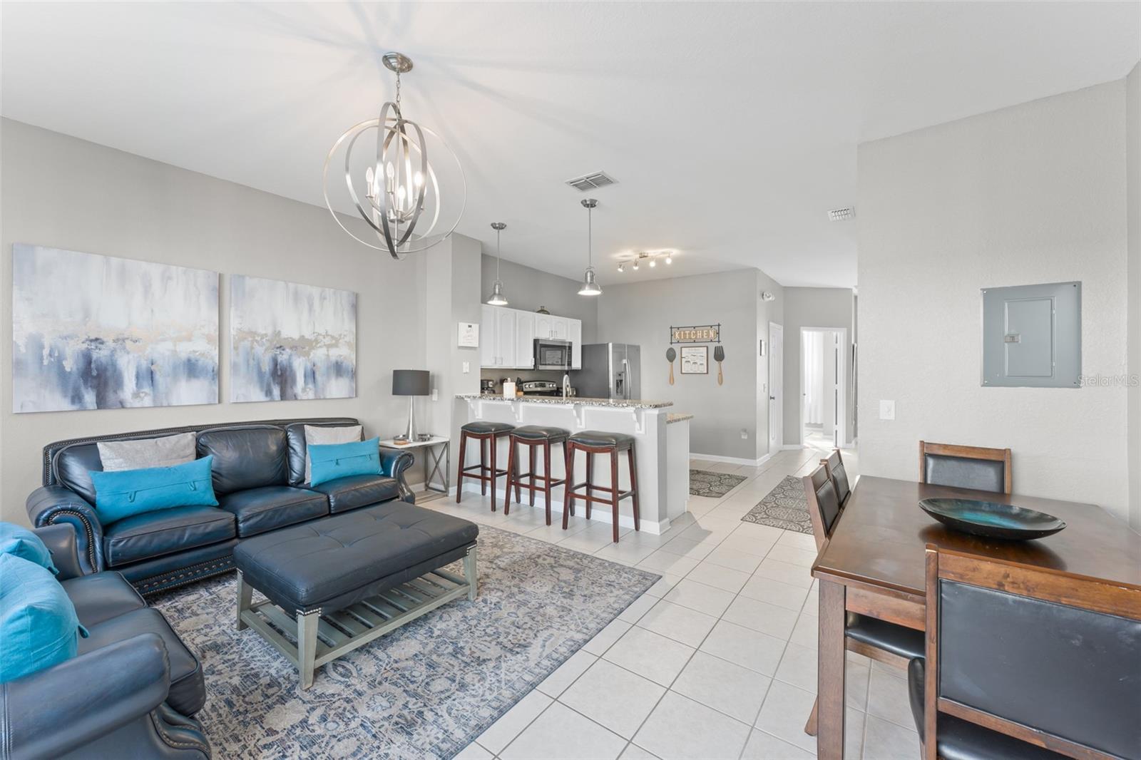 Image 11 of 38 For 7681 Sir Kaufmann Court