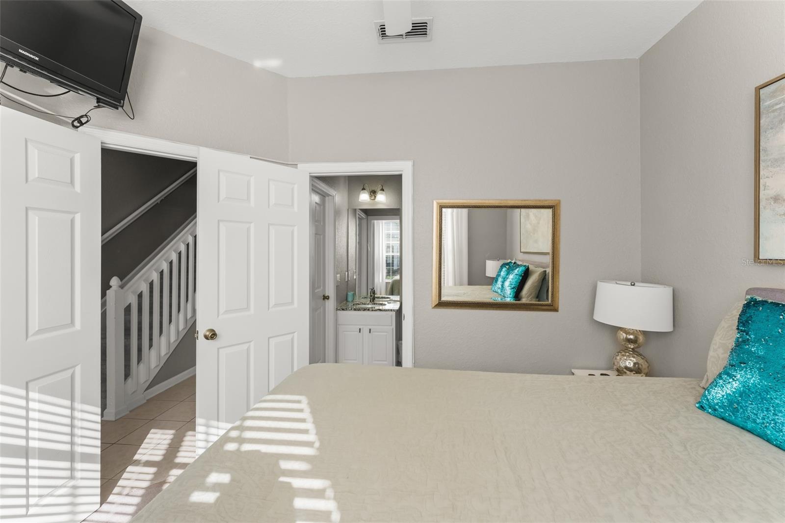 Image 13 of 38 For 7681 Sir Kaufmann Court