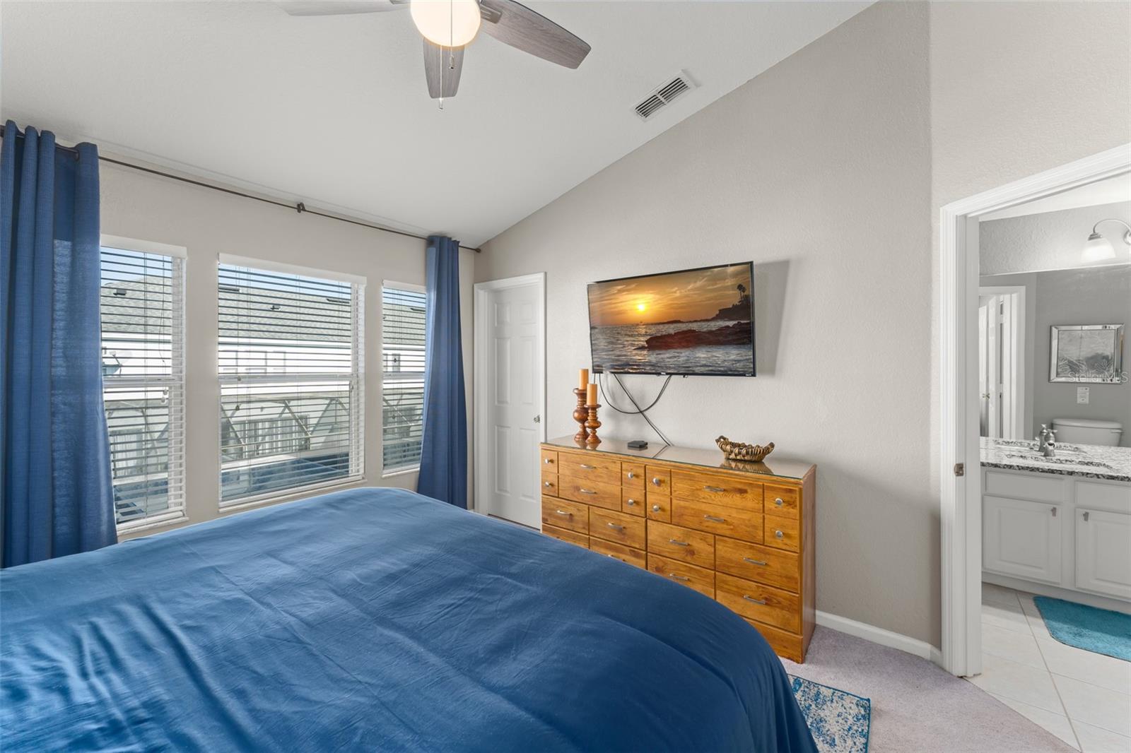 Image 18 of 38 For 7681 Sir Kaufmann Court