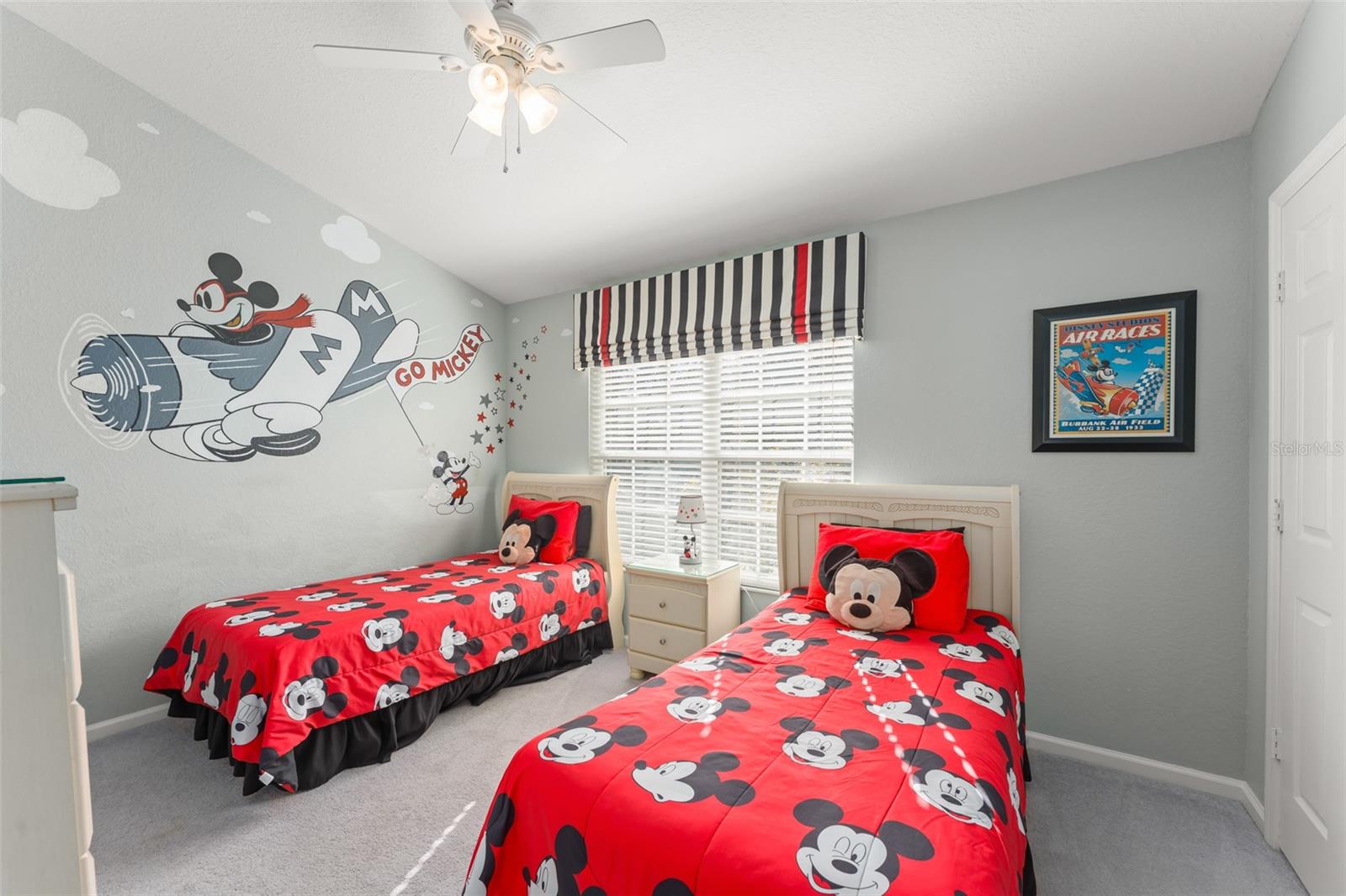 Image 23 of 38 For 7681 Sir Kaufmann Court