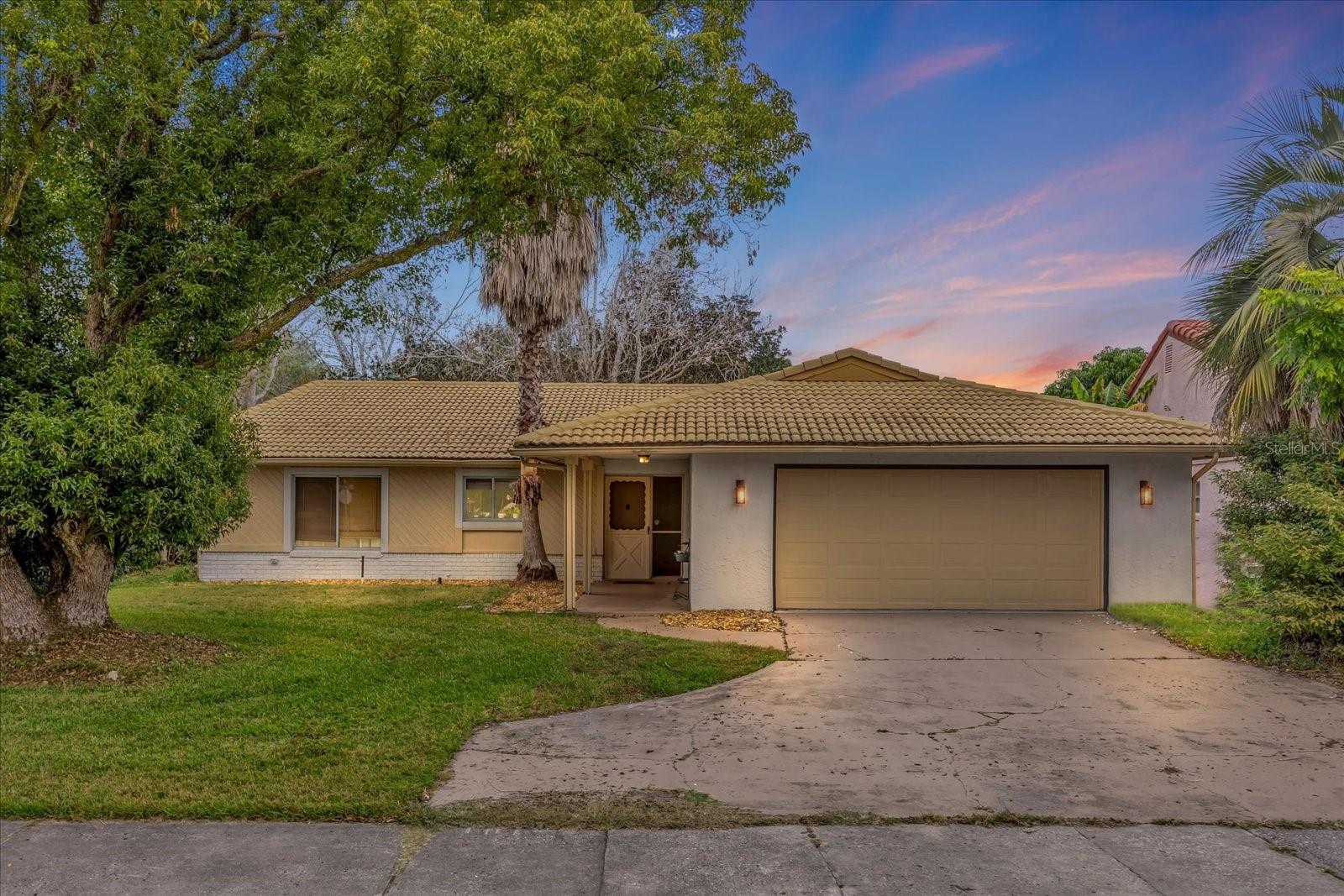 Image 2 of 42 For 5237 Gateway Avenue