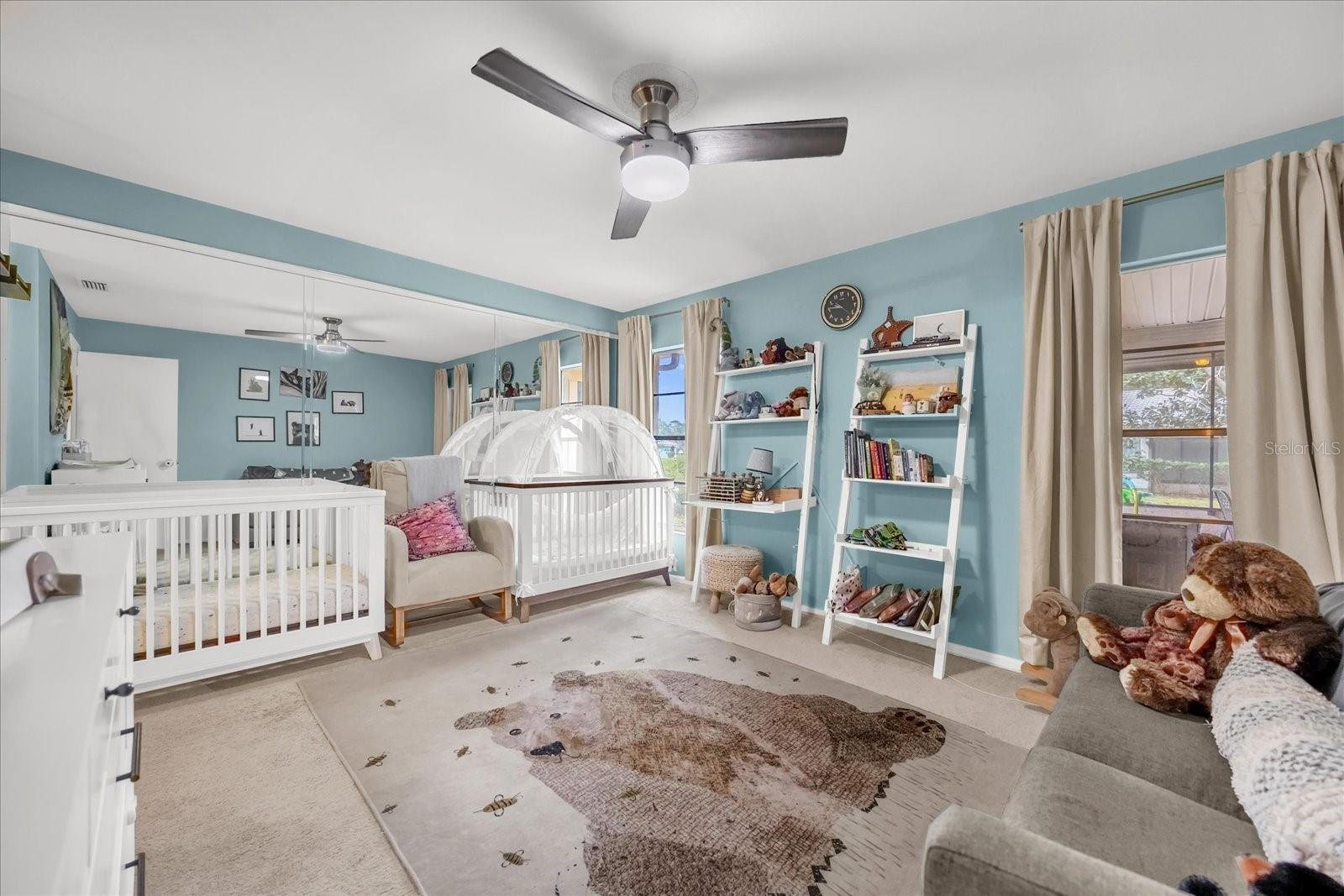 Image 21 of 42 For 5237 Gateway Avenue