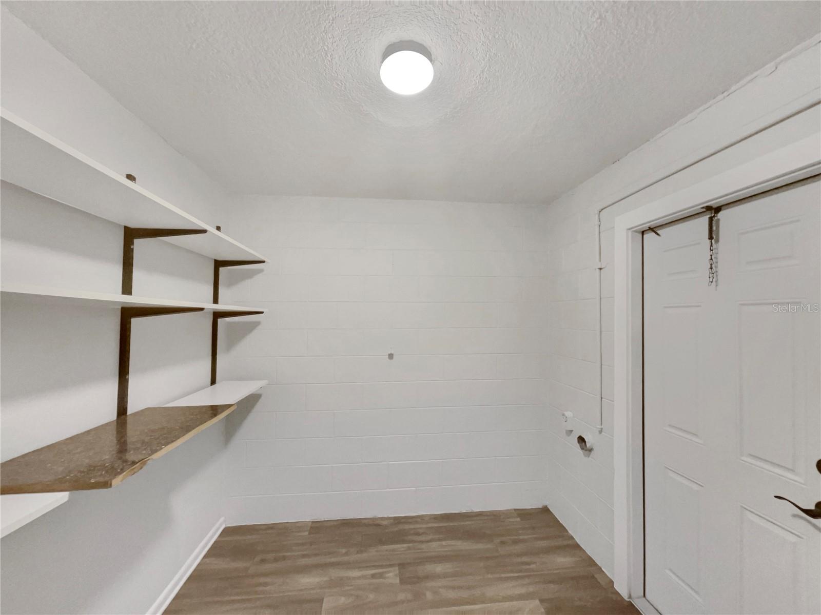 Image 14 of 24 For 2841 Central Drive