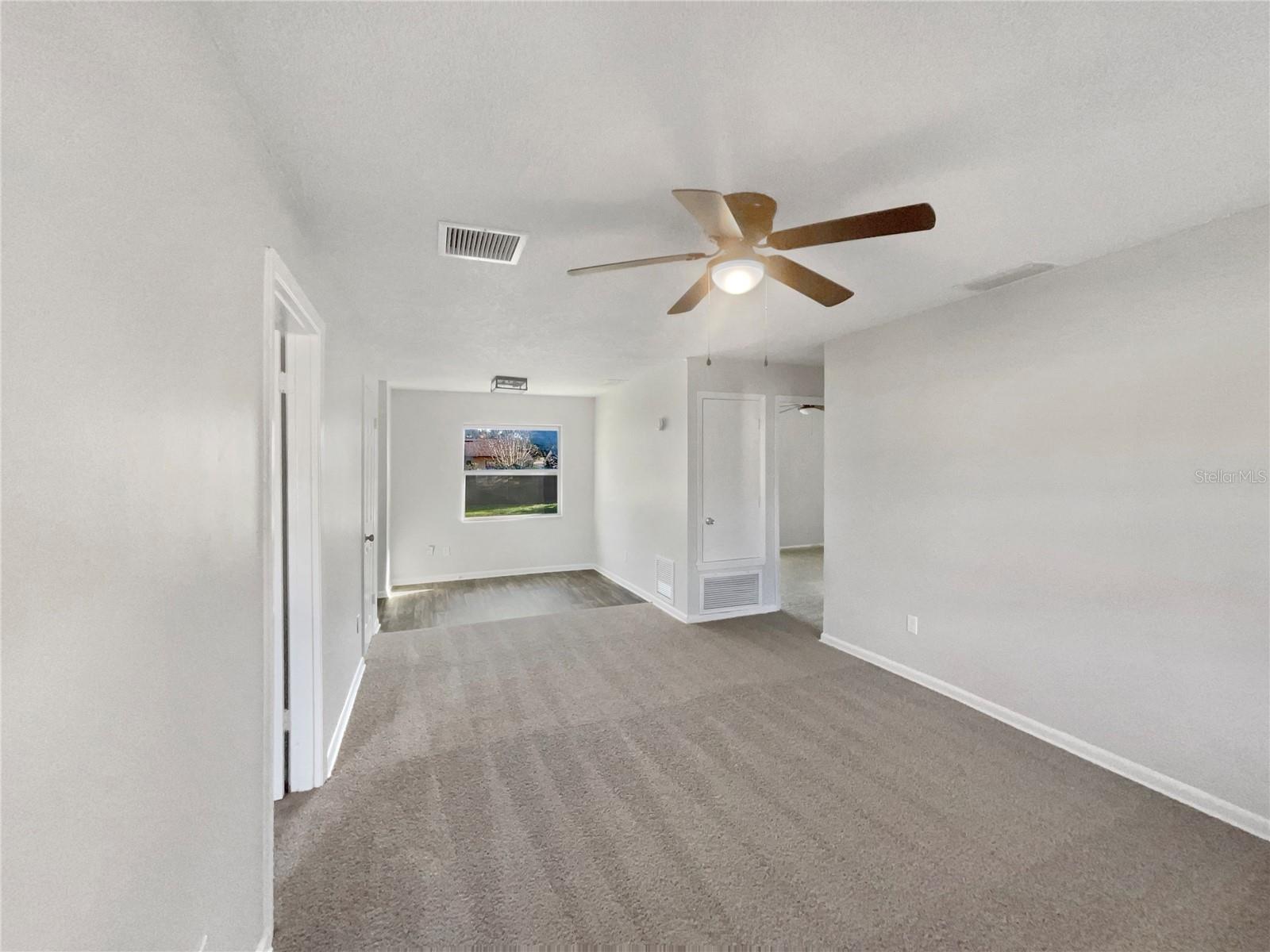 Image 19 of 24 For 2841 Central Drive