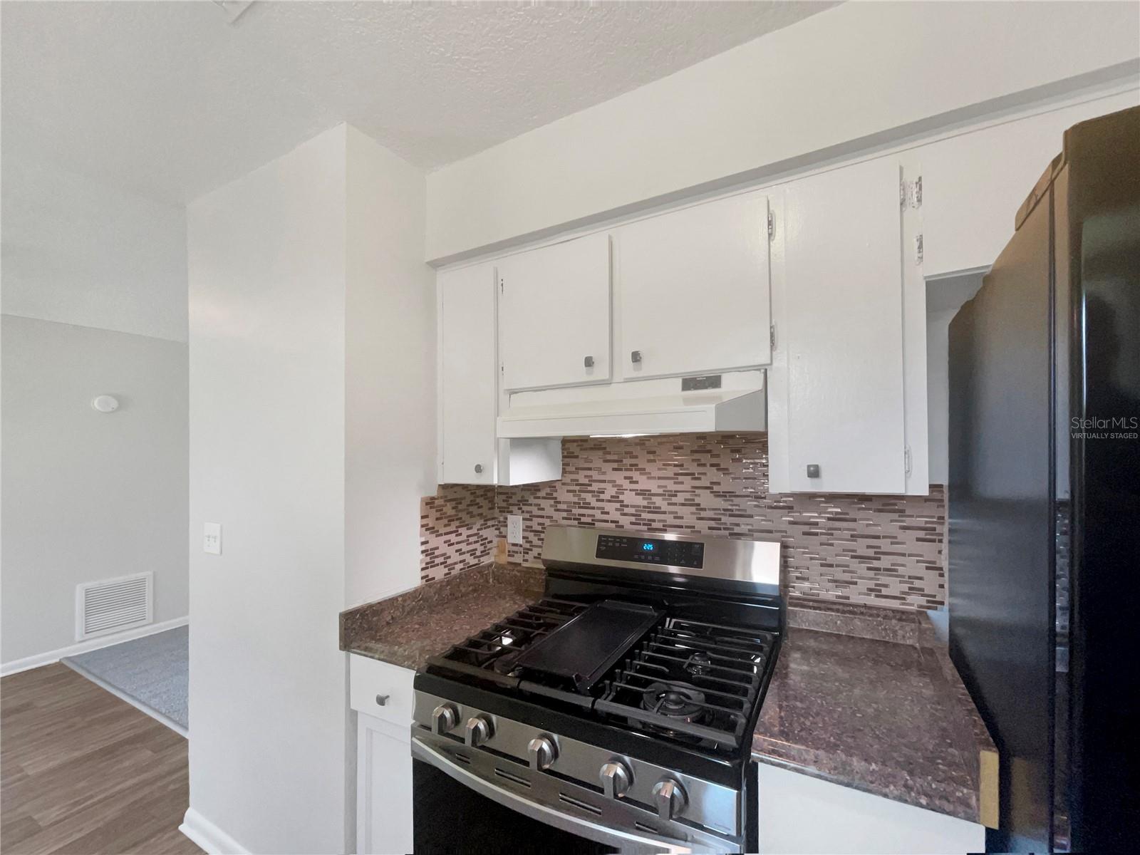 Image 2 of 24 For 2841 Central Drive