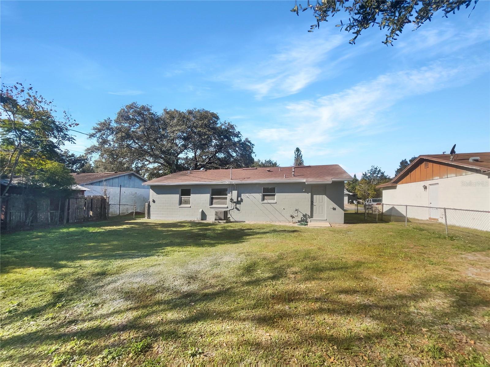 Image 5 of 24 For 2841 Central Drive