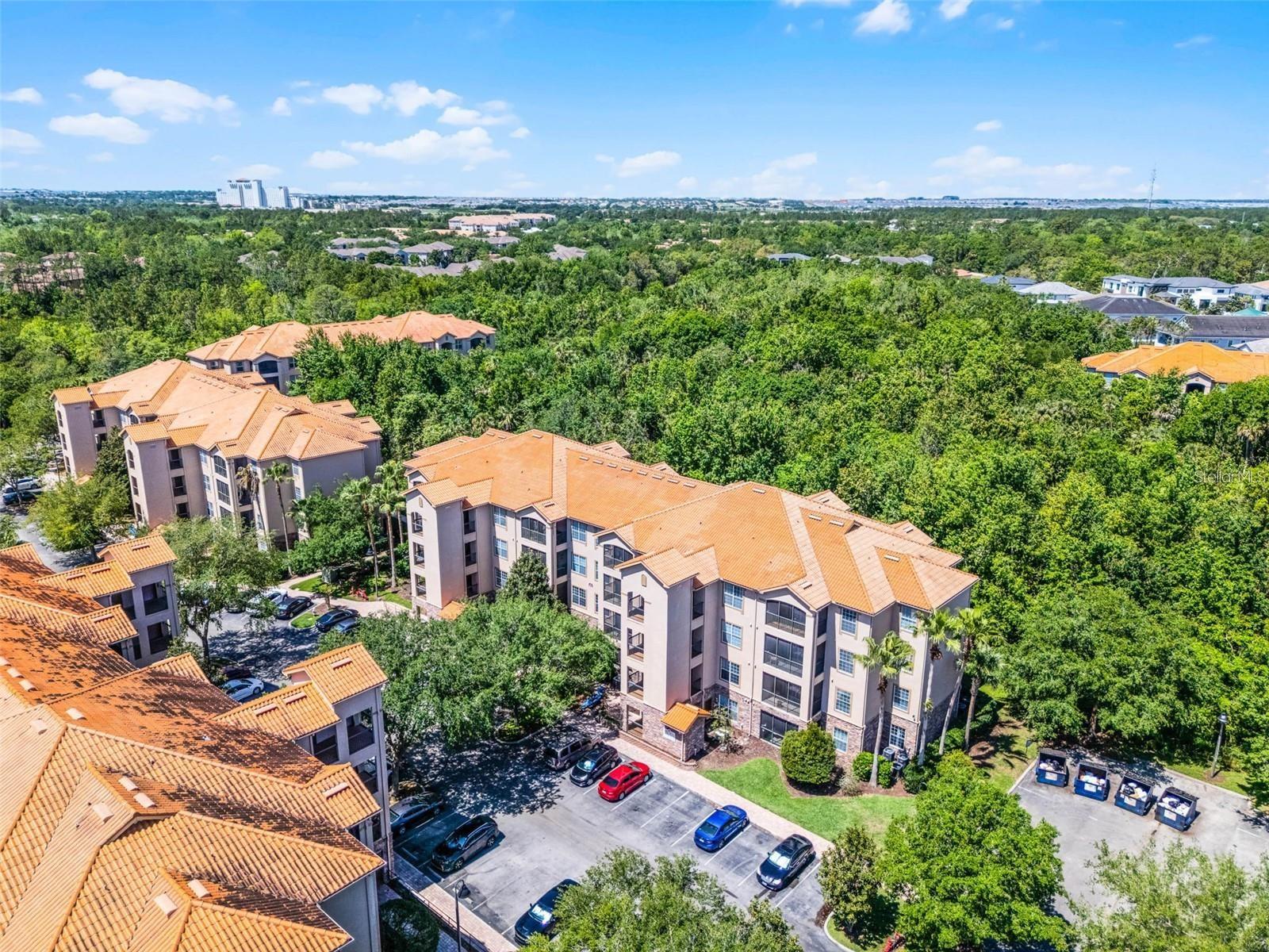 Image 16 of 20 For 1371 Tuscan Ter 3307