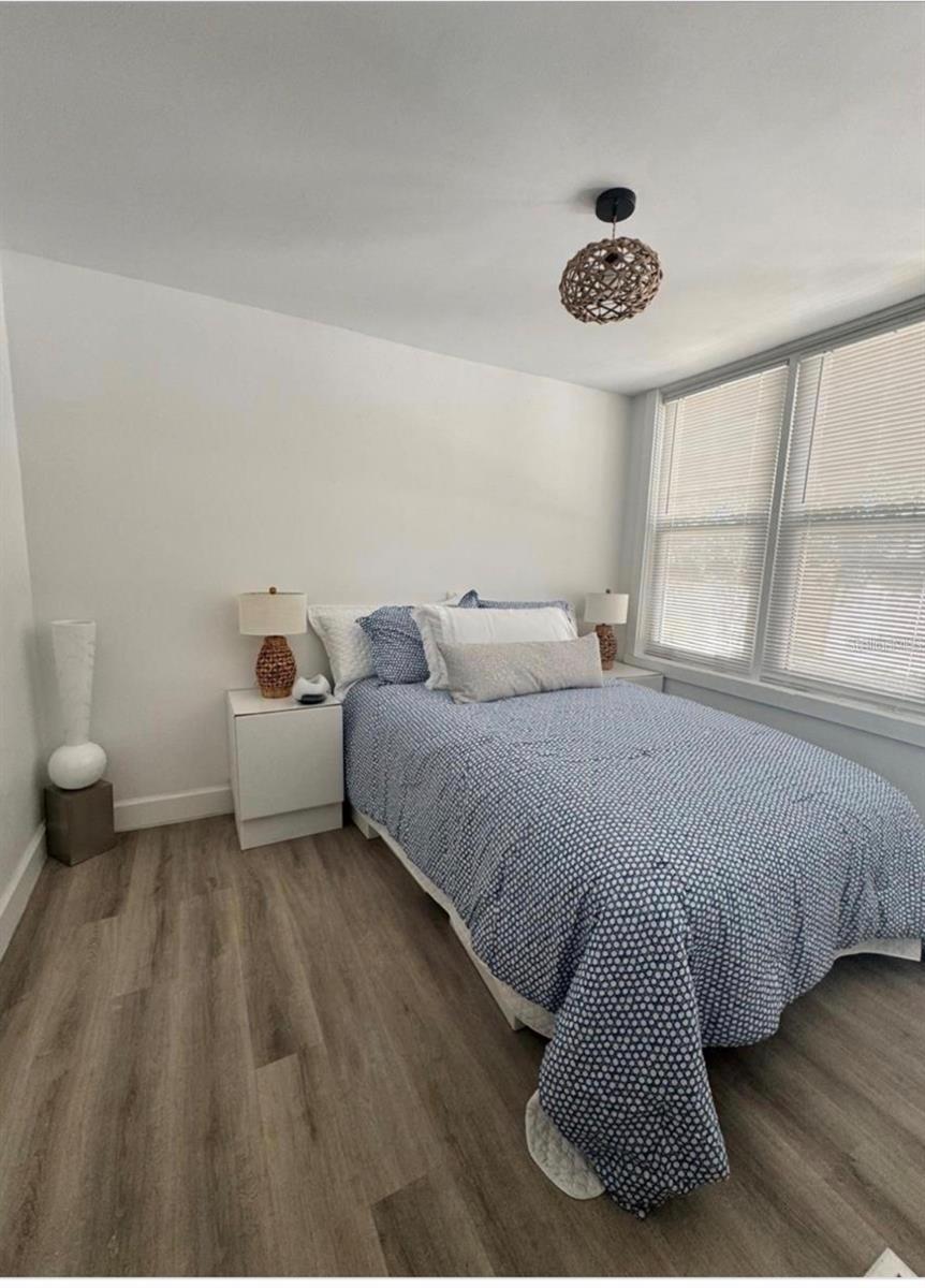 Image 6 of 10 For 860 Magnolia Avenue 2