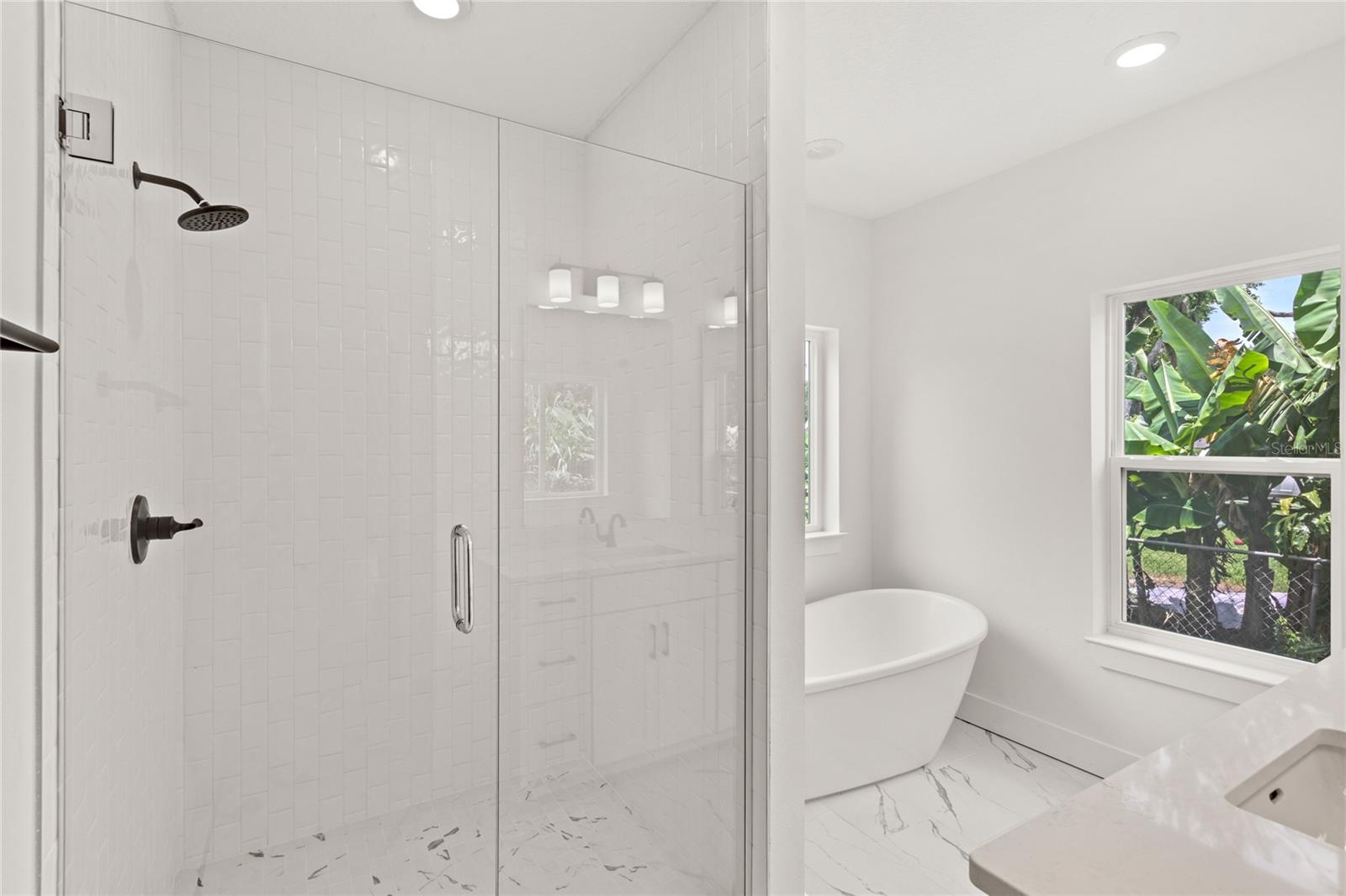 Image 18 of 43 For 634 Burch Avenue