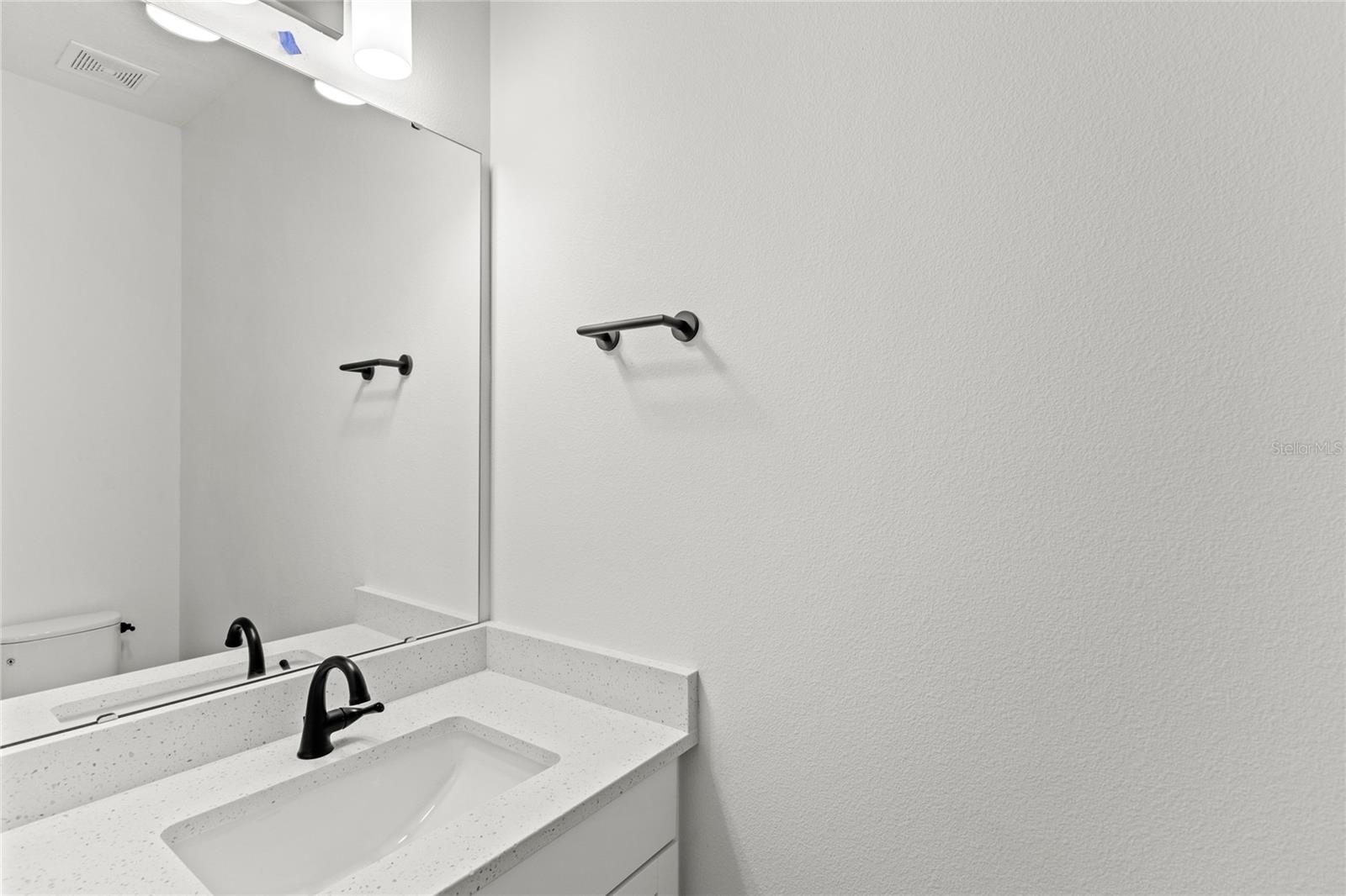 Image 22 of 43 For 634 Burch Avenue