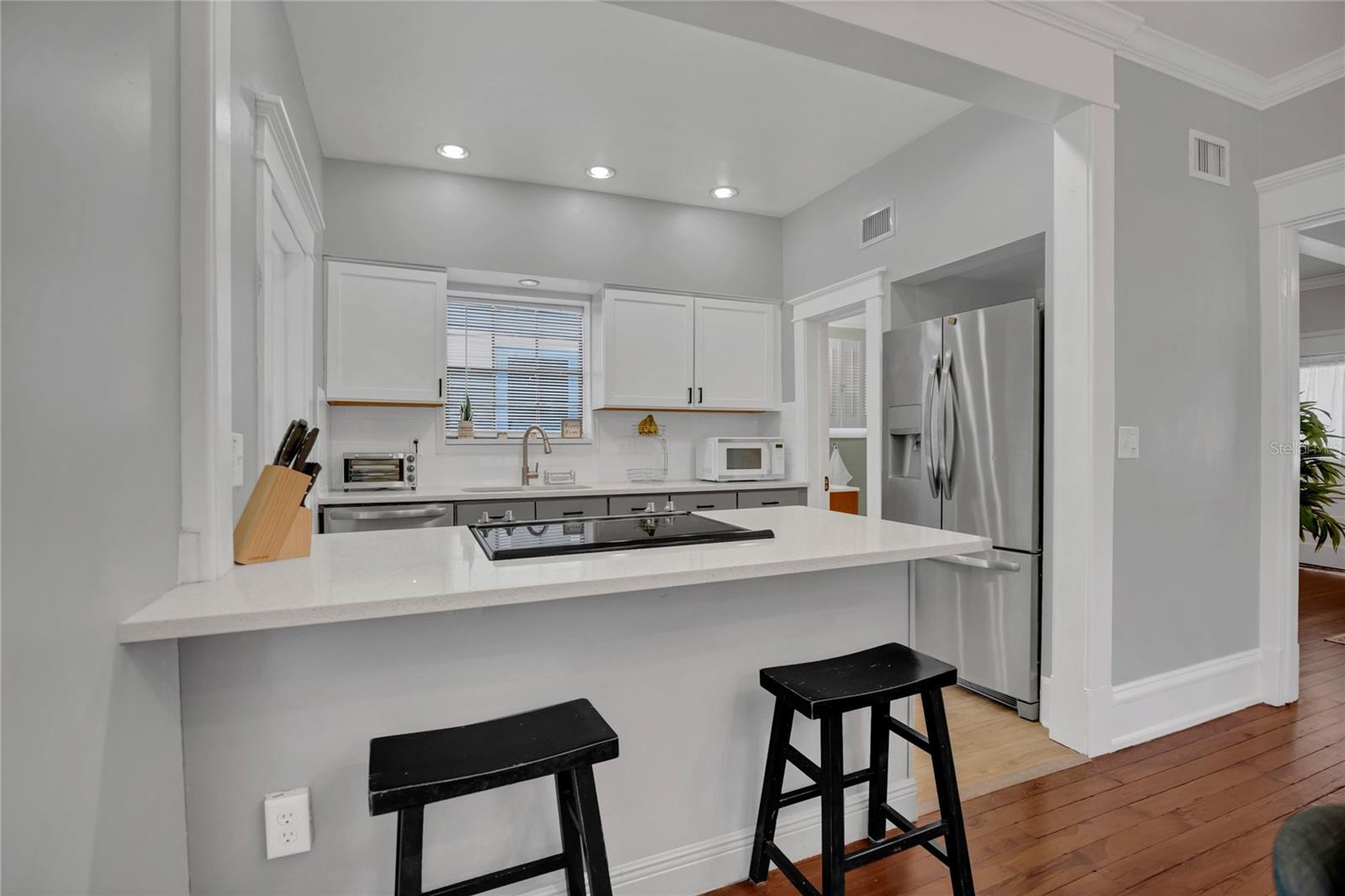 Image 10 of 32 For 203 10th Street