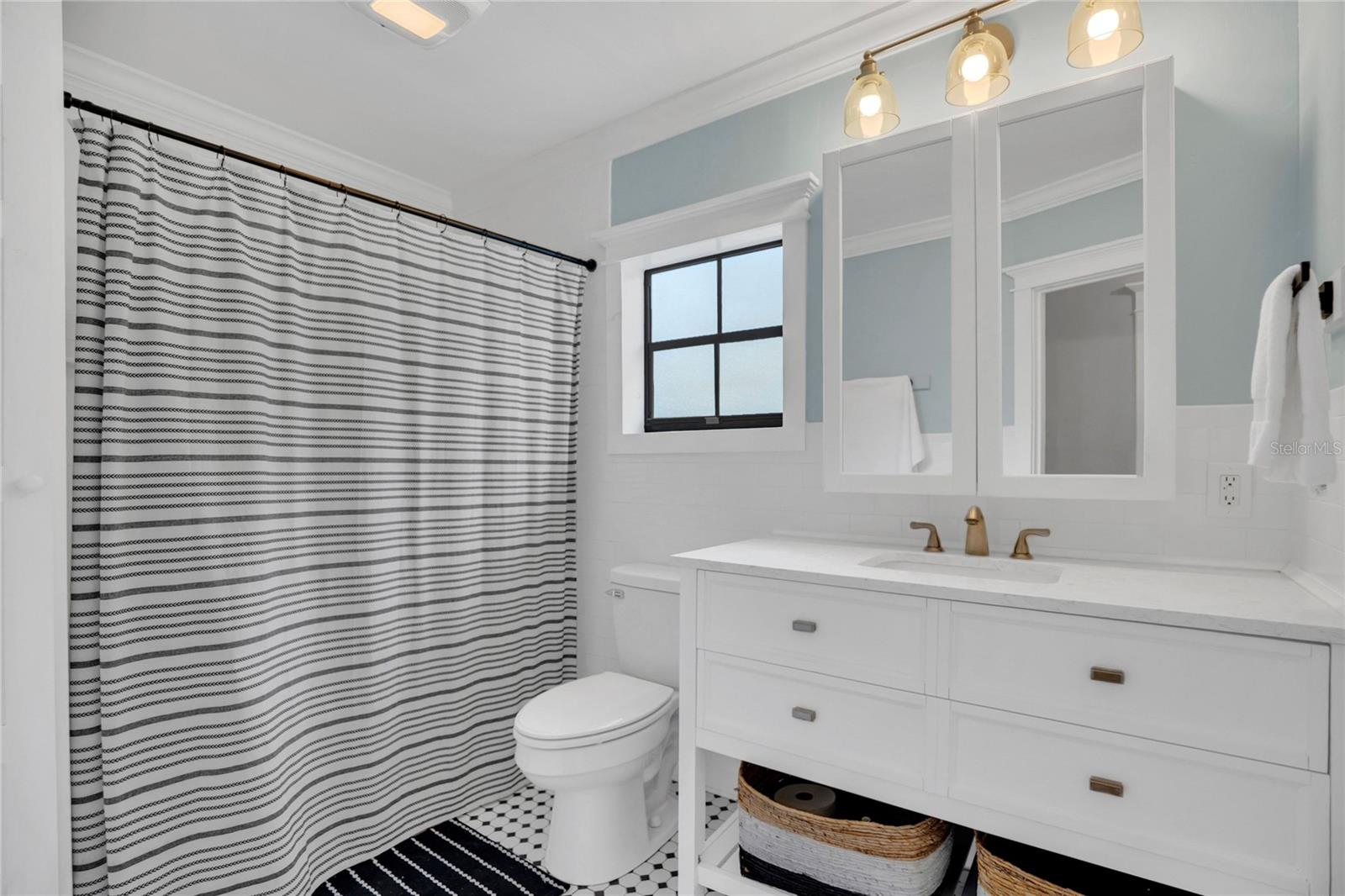 Image 16 of 32 For 203 10th Street