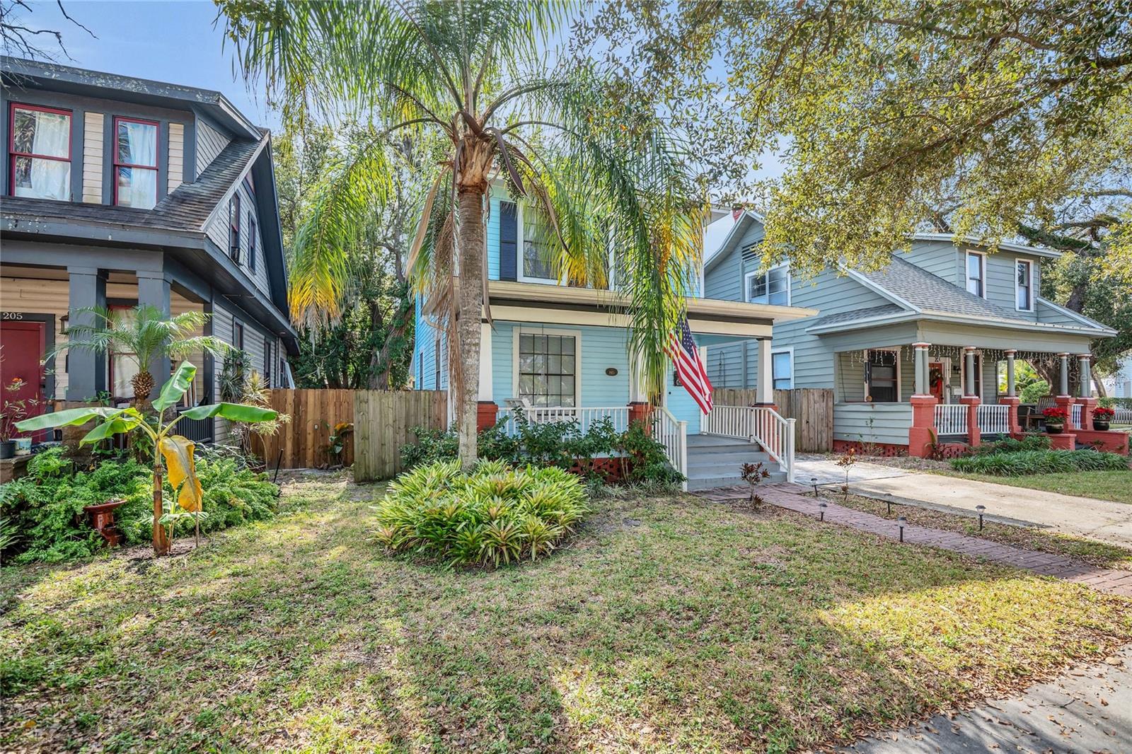 Image 3 of 32 For 203 10th Street