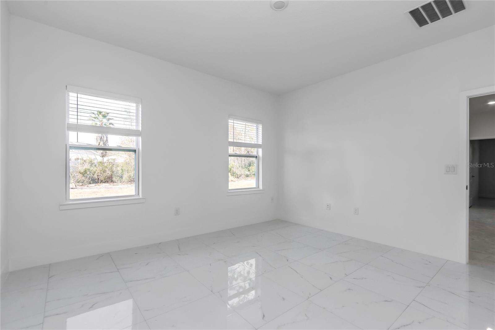 Image 11 of 47 For 15070 21st Terrace