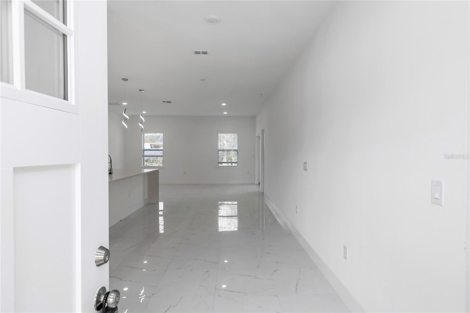 Image 25 of 47 For 15070 21st Terrace