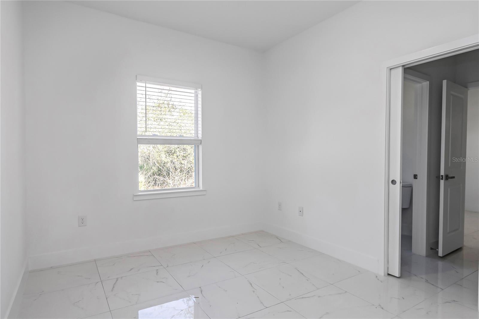 Image 38 of 47 For 15070 21st Terrace