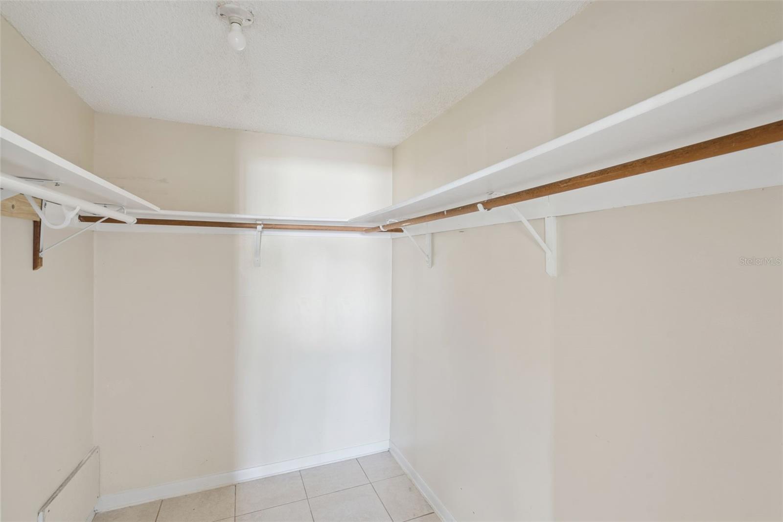 Image 12 of 19 For 14323 39th Court Rd