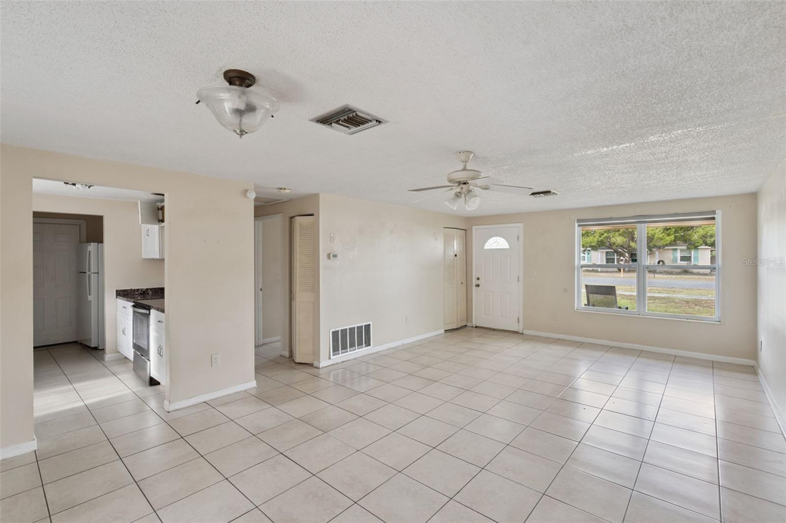 Image 3 of 19 For 14323 39th Court Rd