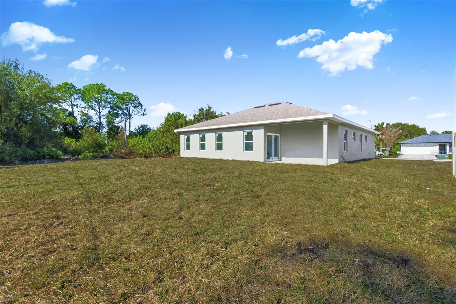 Image 11 of 42 For 641 Verona Street