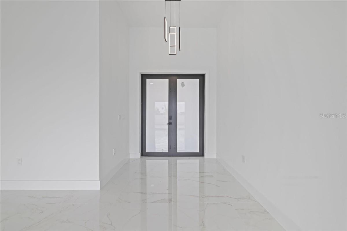 Image 6 of 35 For 17375 Waco Avenue