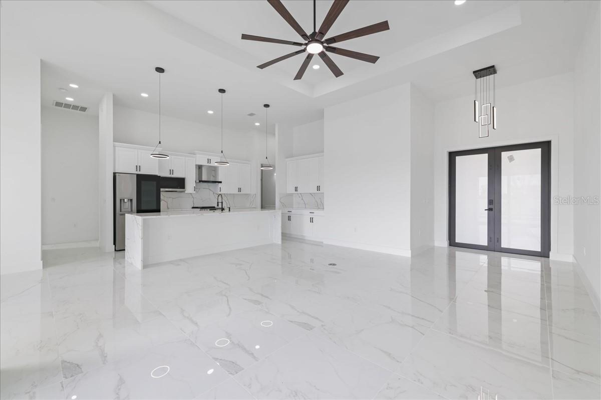 Image 7 of 35 For 17375 Waco Avenue