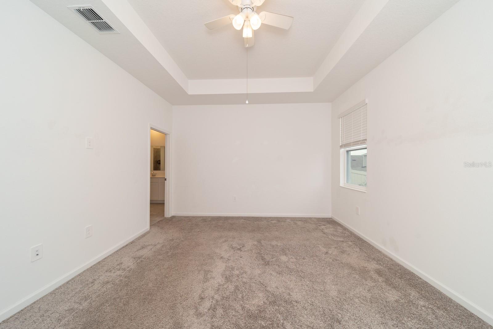 Image 37 of 58 For 2898 Armstrong Avenue