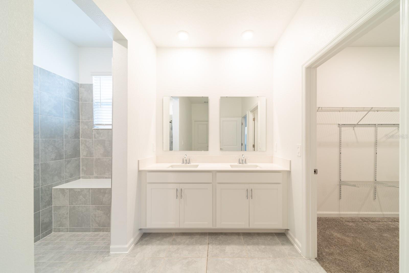 Image 39 of 58 For 2898 Armstrong Avenue