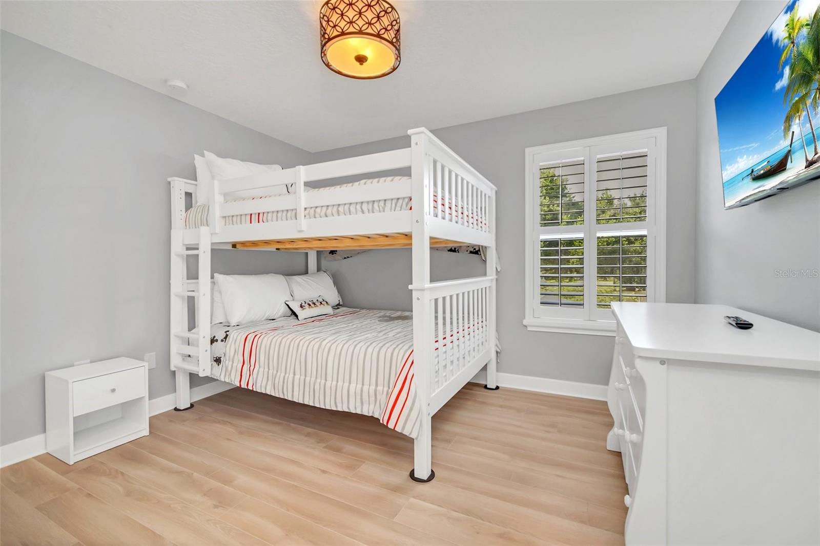 Image 28 of 50 For 244 Highgate Park Boulevard