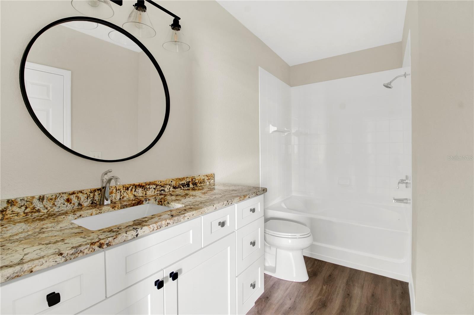 Image 15 of 22 For 5550 Michigan Street 2310