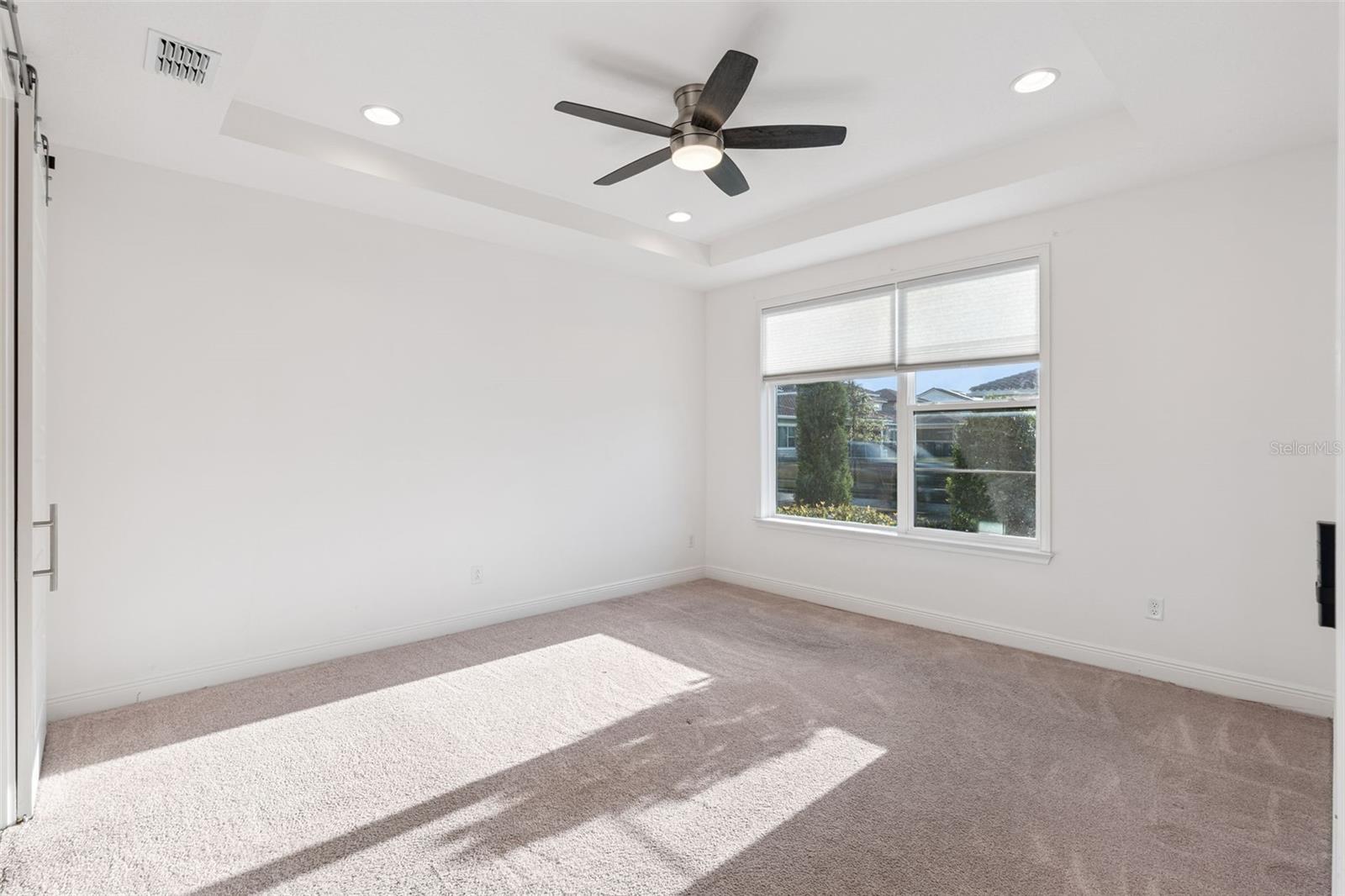 Image 8 of 33 For 13581 Larkton Lane