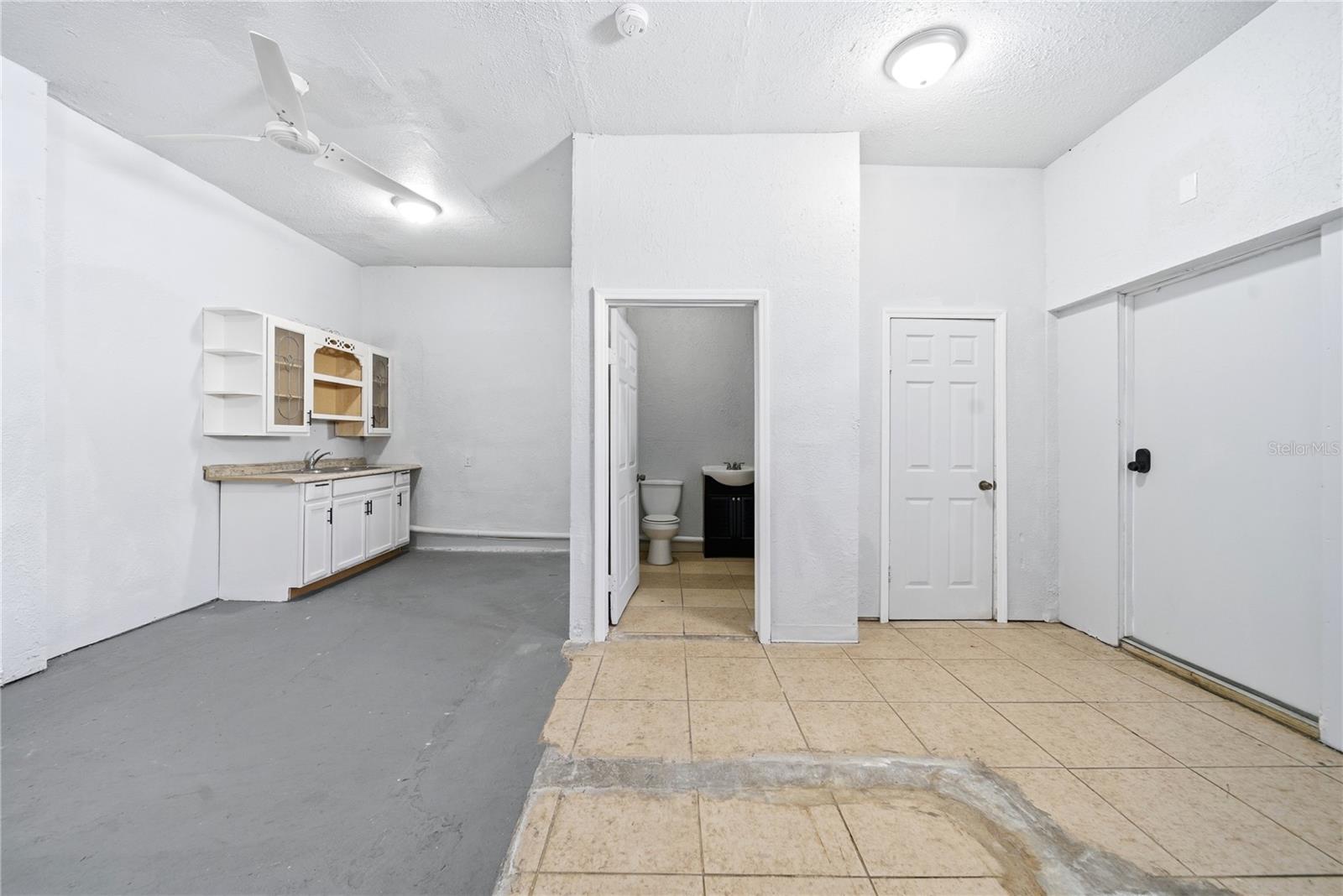 Image 35 of 48 For 4988 Clarcona Ocoee Road