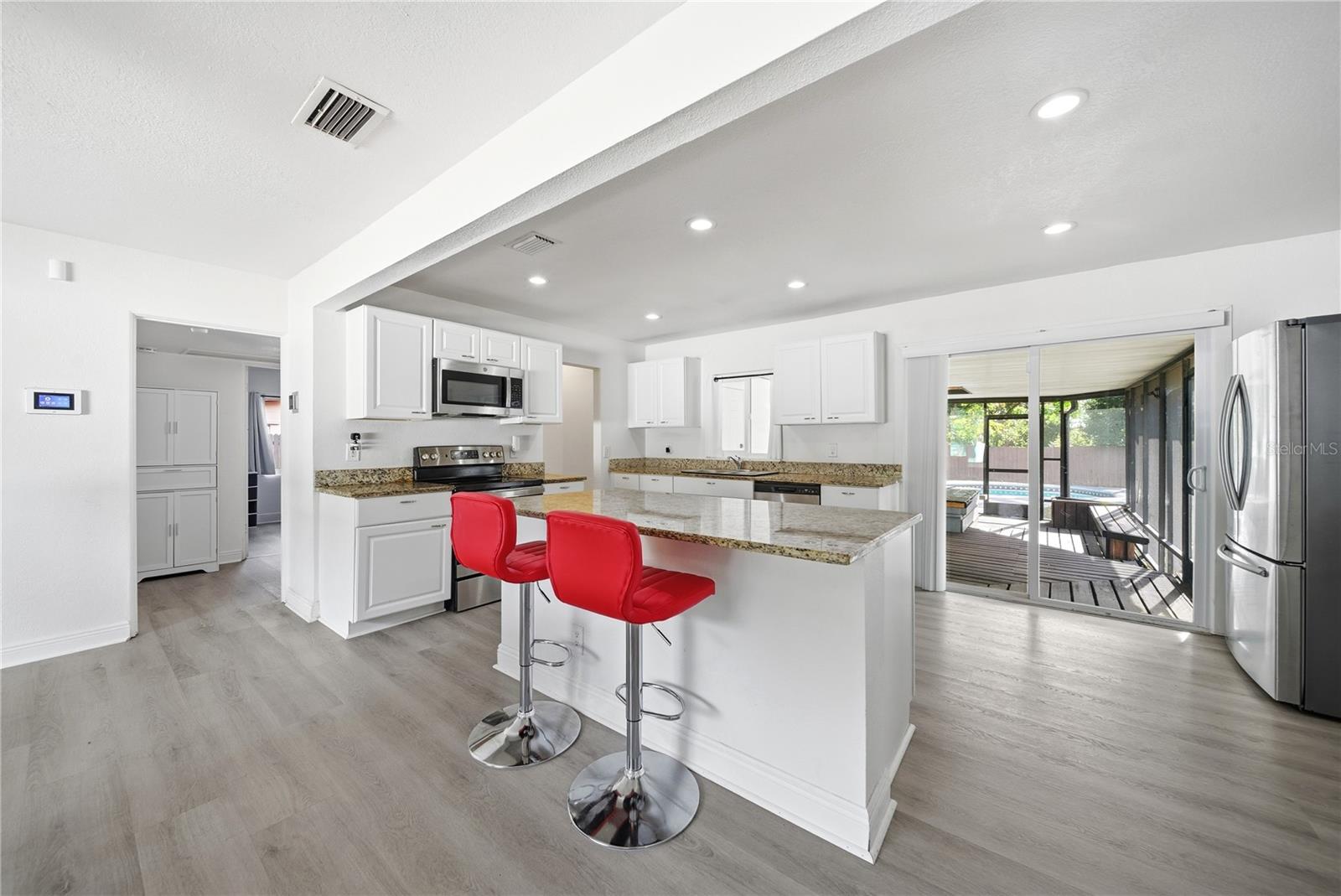 Image 5 of 48 For 4988 Clarcona Ocoee Road