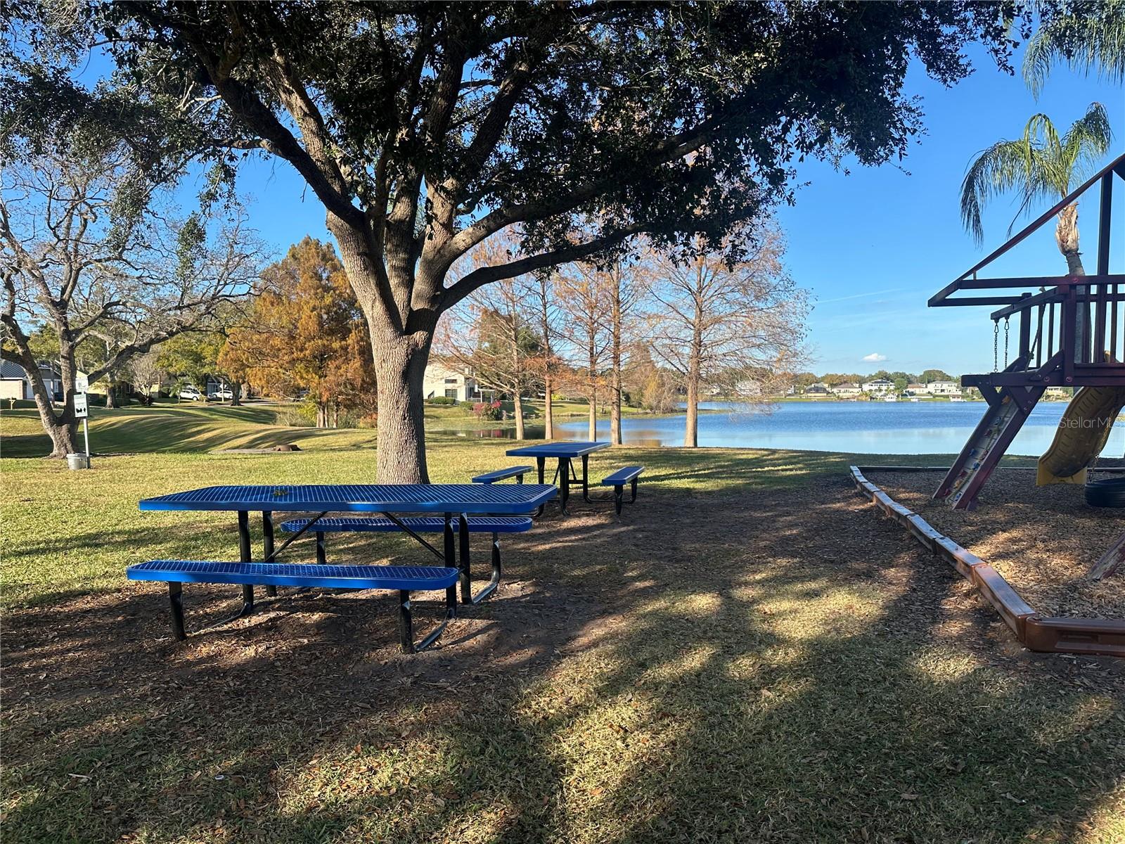 Image 10 of 13 For 3065 Bridgehampton Lane W