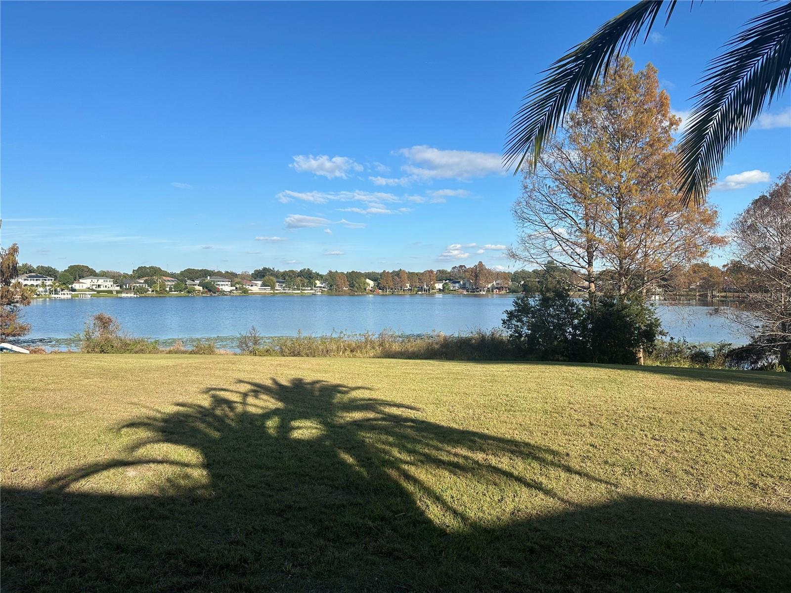 Image 5 of 13 For 3065 Bridgehampton Lane W