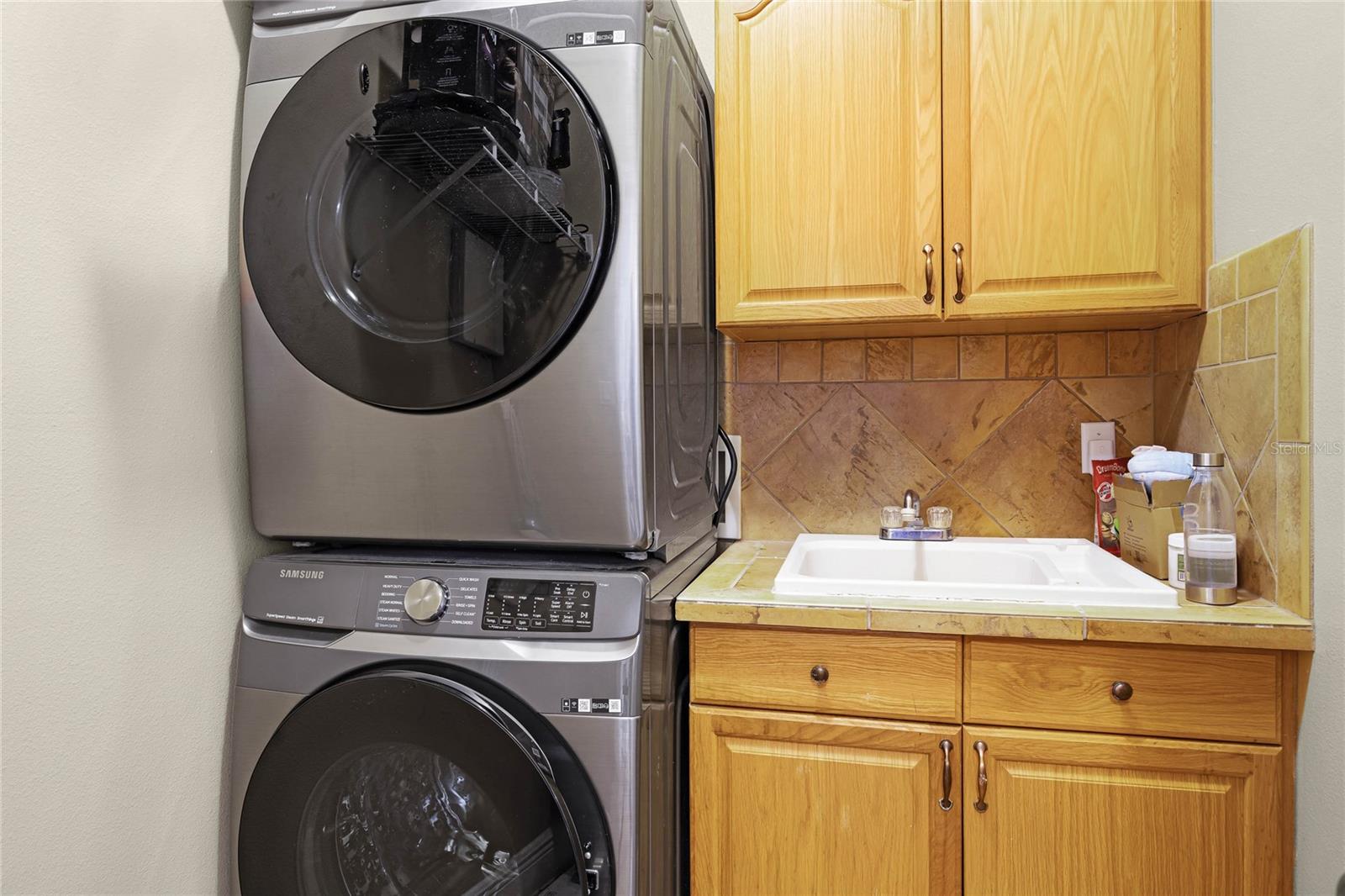 Image 26 of 56 For 13722 Fox Glove Street